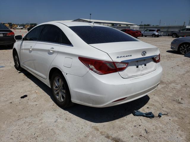 Photo 2 VIN: 5NPEB4AC7DH772648 - HYUNDAI SONATA GLS 