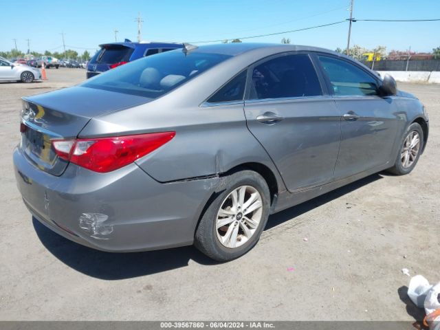 Photo 3 VIN: 5NPEB4AC7DH786937 - HYUNDAI SONATA 