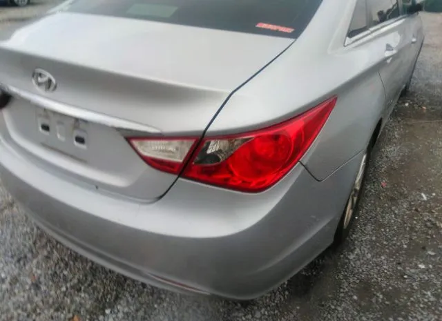 Photo 5 VIN: 5NPEB4AC7DH799980 - HYUNDAI SONATA 