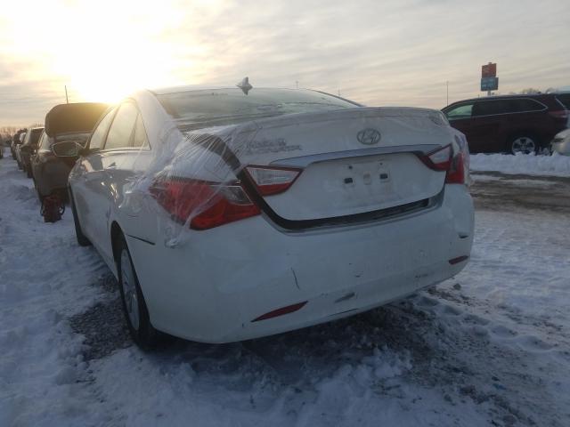 Photo 2 VIN: 5NPEB4AC7DH800142 - HYUNDAI SONATA GLS 