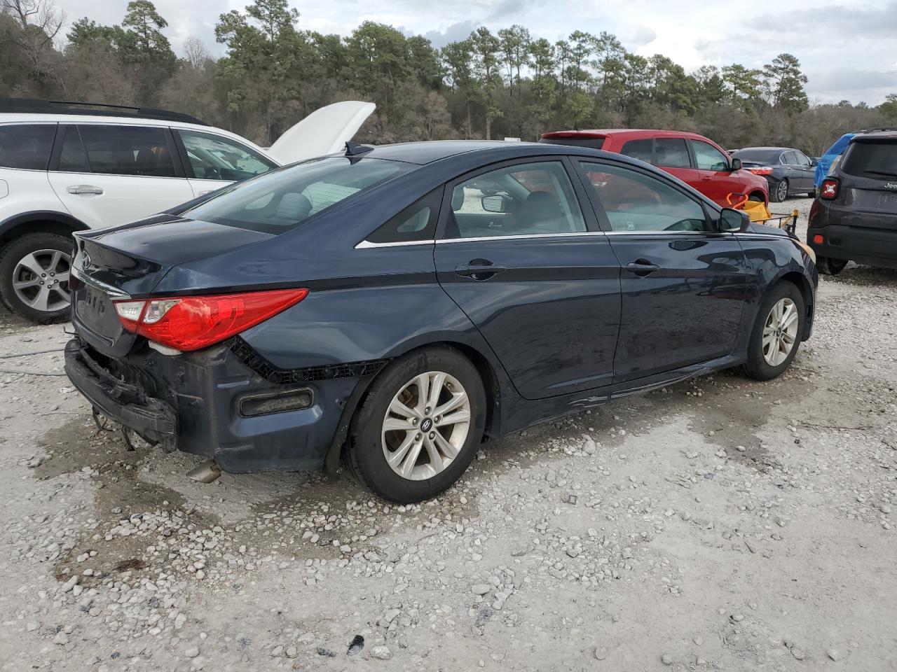 Photo 2 VIN: 5NPEB4AC7EH829917 - HYUNDAI SONATA 