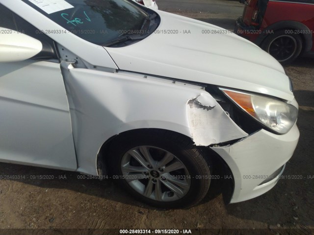 Photo 5 VIN: 5NPEB4AC7EH846281 - HYUNDAI SONATA 