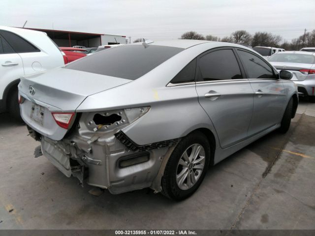 Photo 3 VIN: 5NPEB4AC7EH853327 - HYUNDAI SONATA 