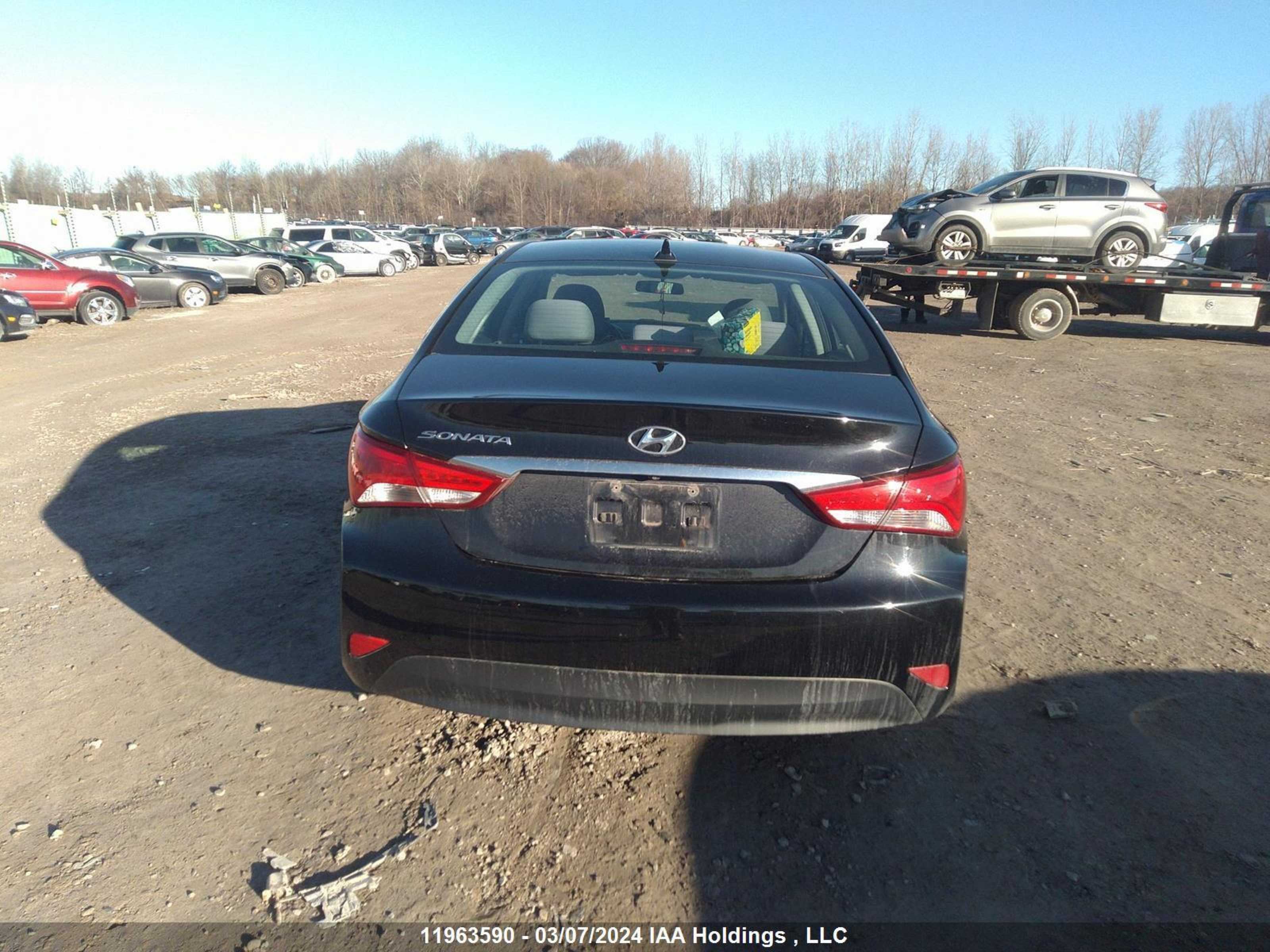 Photo 15 VIN: 5NPEB4AC7EH872864 - HYUNDAI SONATA 