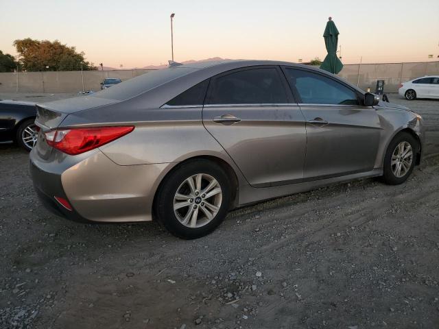 Photo 2 VIN: 5NPEB4AC7EH881404 - HYUNDAI SONATA GLS 