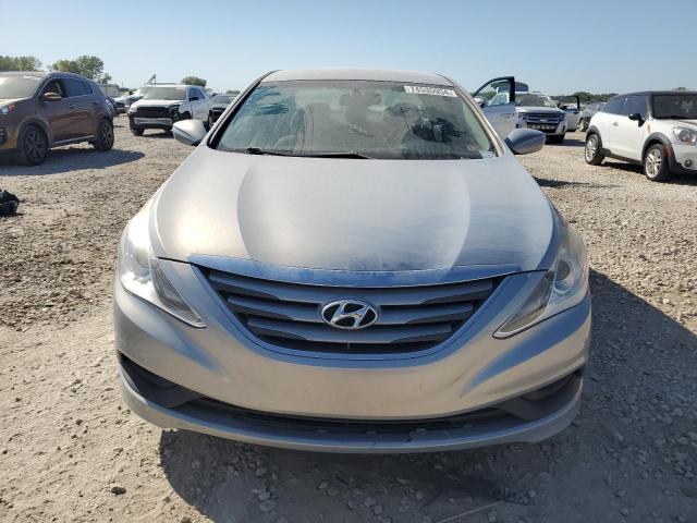 Photo 4 VIN: 5NPEB4AC7EH882066 - HYUNDAI SONATA GLS 