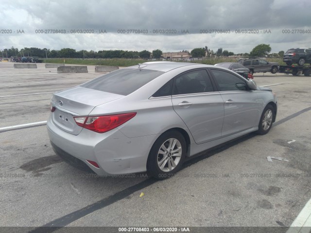 Photo 3 VIN: 5NPEB4AC7EH884559 - HYUNDAI SONATA 