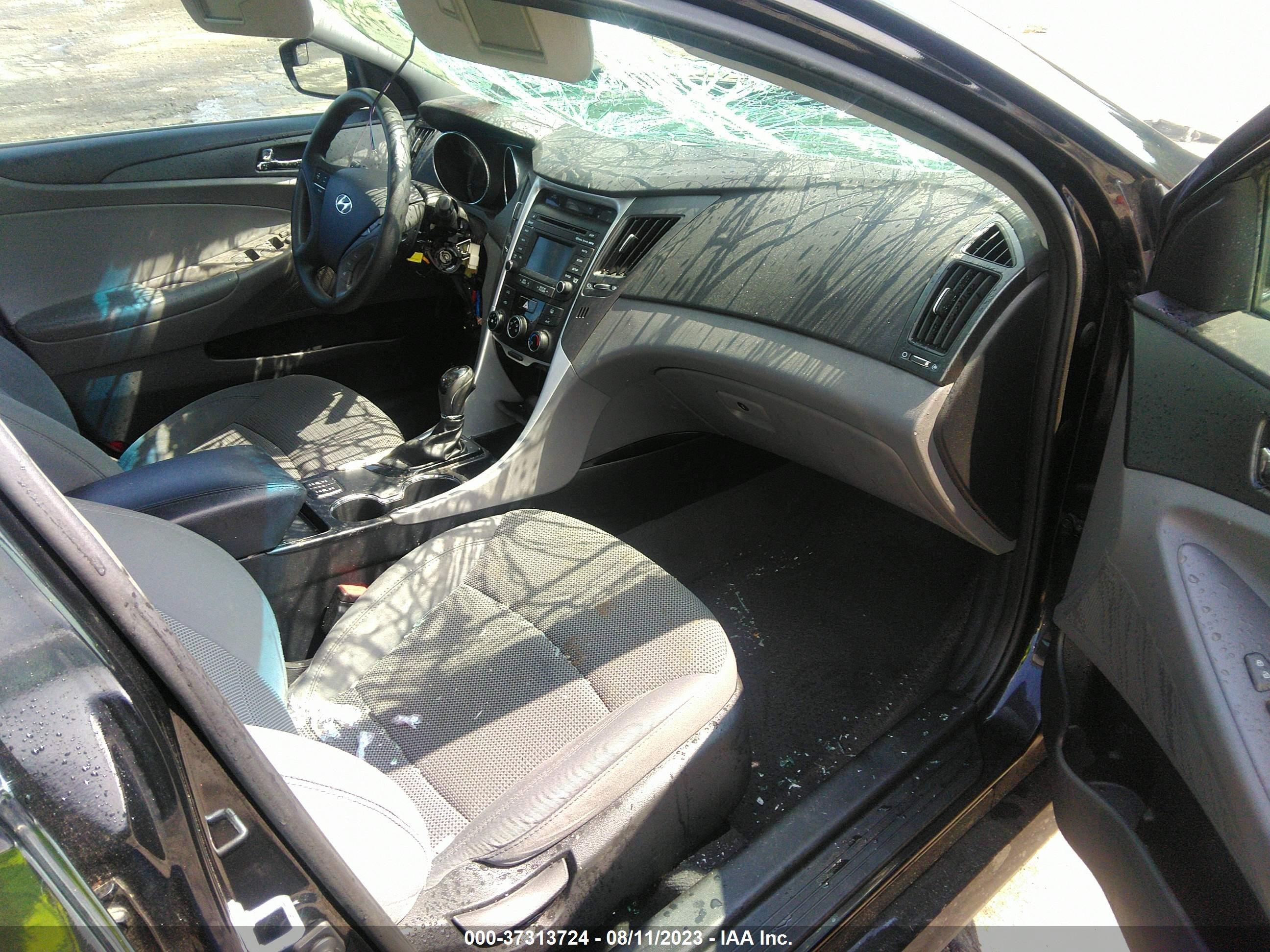 Photo 4 VIN: 5NPEB4AC7EH888644 - HYUNDAI SONATA 