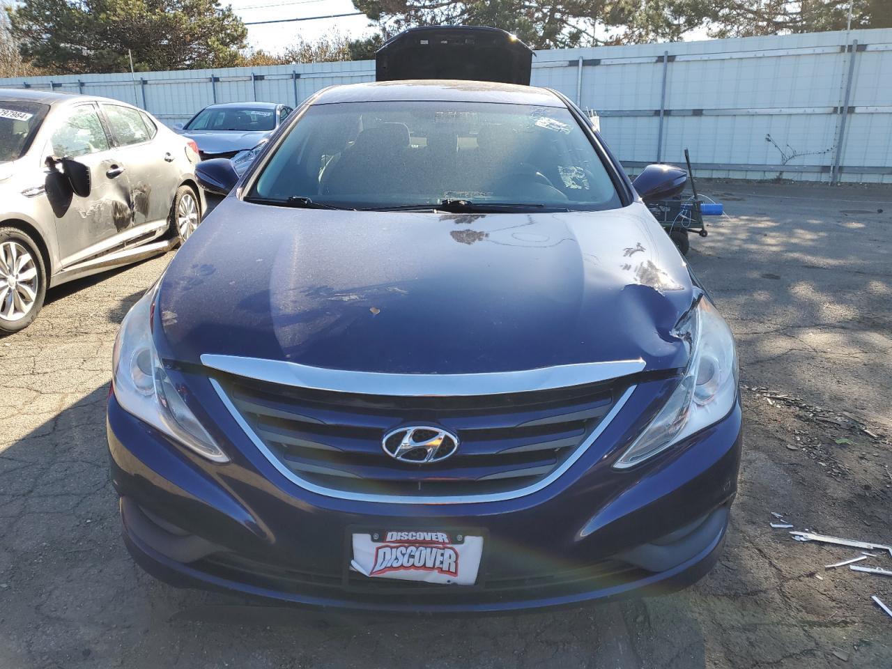 Photo 4 VIN: 5NPEB4AC7EH891303 - HYUNDAI SONATA 