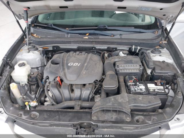 Photo 9 VIN: 5NPEB4AC7EH893911 - HYUNDAI SONATA 