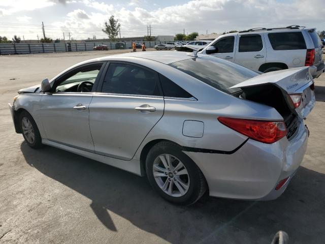 Photo 1 VIN: 5NPEB4AC7EH897117 - HYUNDAI SONATA GLS 