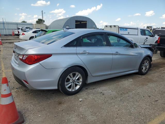 Photo 2 VIN: 5NPEB4AC7EH899885 - HYUNDAI SONATA GLS 