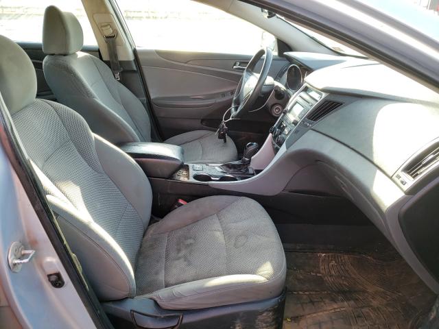 Photo 4 VIN: 5NPEB4AC7EH904857 - HYUNDAI SONATA GLS 