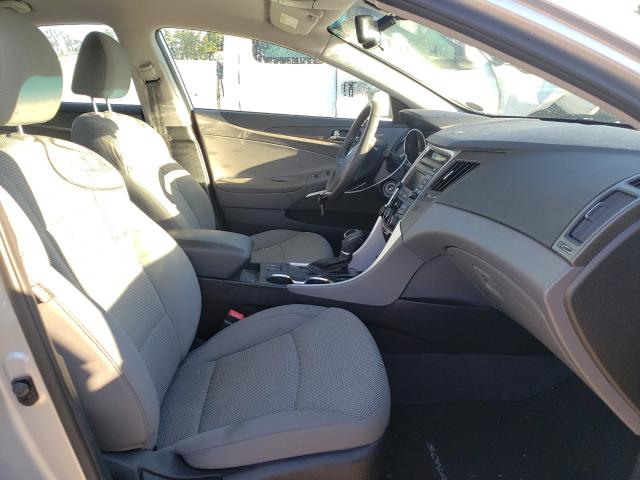 Photo 4 VIN: 5NPEB4AC7EH910710 - HYUNDAI SONATA GLS 