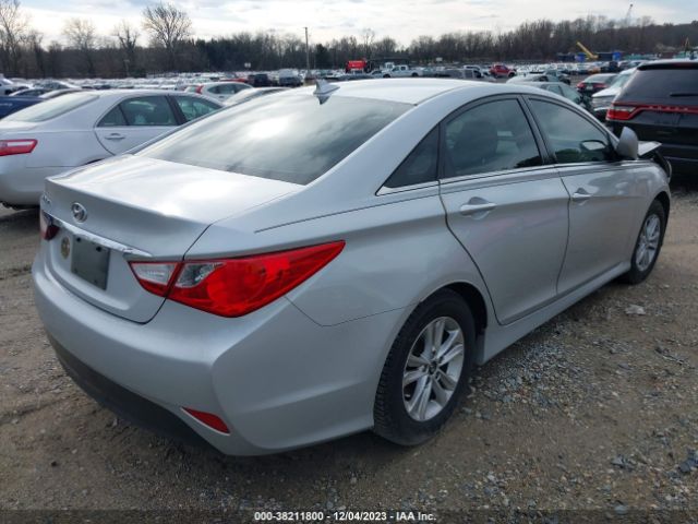 Photo 3 VIN: 5NPEB4AC7EH914501 - HYUNDAI SONATA 