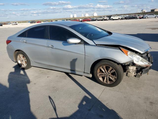 Photo 3 VIN: 5NPEB4AC7EH923361 - HYUNDAI SONATA GLS 