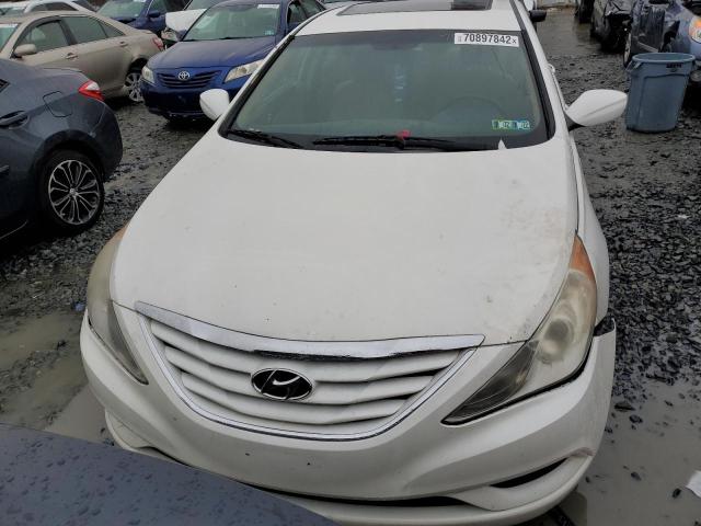 Photo 4 VIN: 5NPEB4AC8BH015917 - HYUNDAI SONATA GLS 