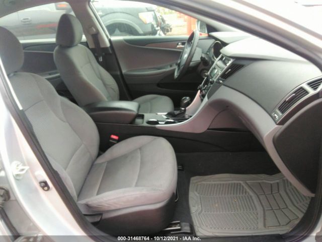 Photo 4 VIN: 5NPEB4AC8BH018896 - HYUNDAI SONATA 