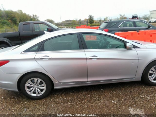 Photo 5 VIN: 5NPEB4AC8BH018896 - HYUNDAI SONATA 