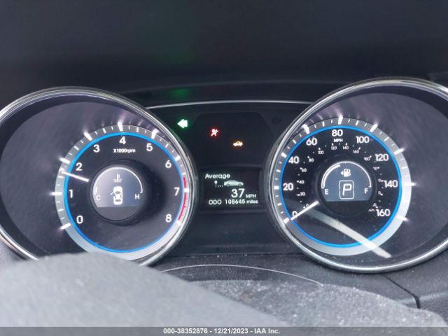 Photo 6 VIN: 5NPEB4AC8BH021216 - HYUNDAI SONATA 