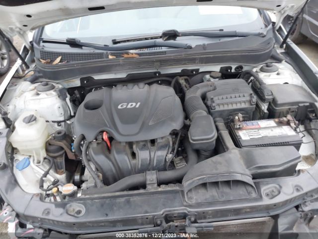 Photo 9 VIN: 5NPEB4AC8BH021216 - HYUNDAI SONATA 