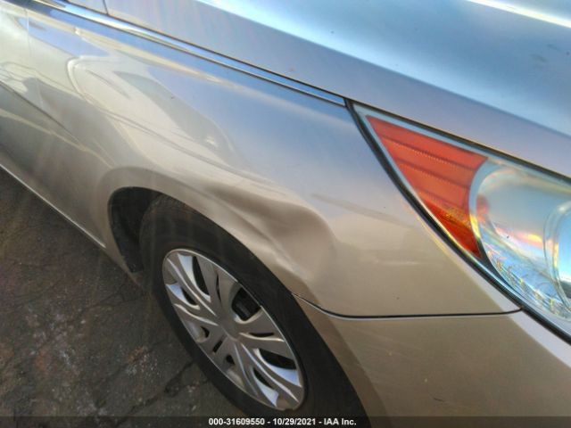 Photo 5 VIN: 5NPEB4AC8BH022401 - HYUNDAI SONATA 