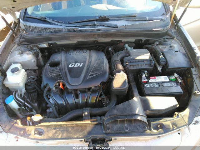 Photo 9 VIN: 5NPEB4AC8BH022401 - HYUNDAI SONATA 