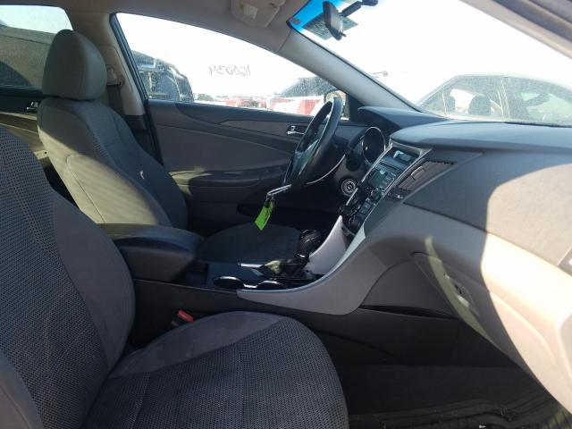 Photo 4 VIN: 5NPEB4AC8BH028490 - HYUNDAI SONATA GLS 