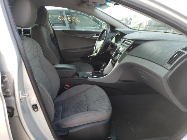 Photo 4 VIN: 5NPEB4AC8BH033673 - HYUNDAI SONATA GLS 