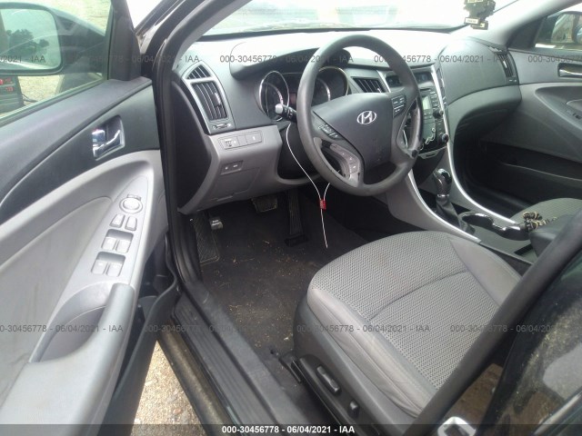 Photo 4 VIN: 5NPEB4AC8BH045970 - HYUNDAI SONATA 