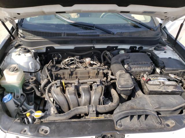 Photo 6 VIN: 5NPEB4AC8BH047783 - HYUNDAI SONATA GLS 