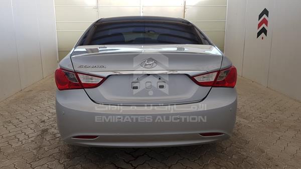 Photo 6 VIN: 5NPEB4AC8BH061649 - HYUNDAI SONATA 