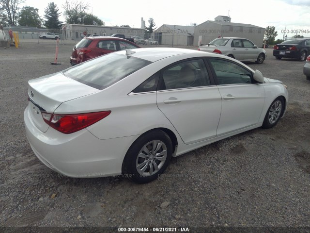 Photo 3 VIN: 5NPEB4AC8BH078886 - HYUNDAI SONATA 