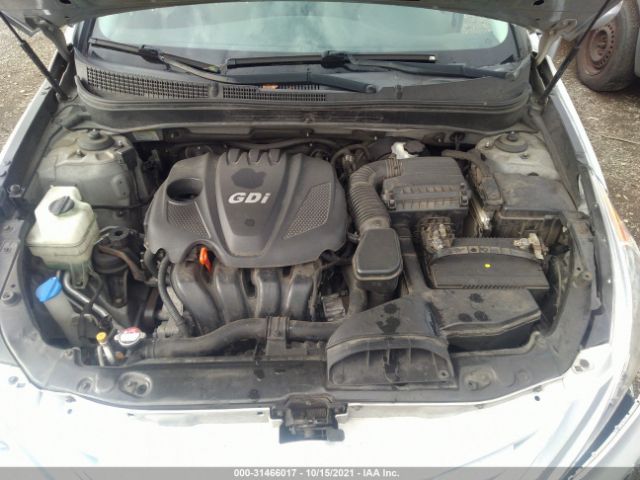 Photo 9 VIN: 5NPEB4AC8BH082484 - HYUNDAI SONATA 