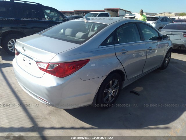 Photo 3 VIN: 5NPEB4AC8BH112633 - HYUNDAI SONATA 