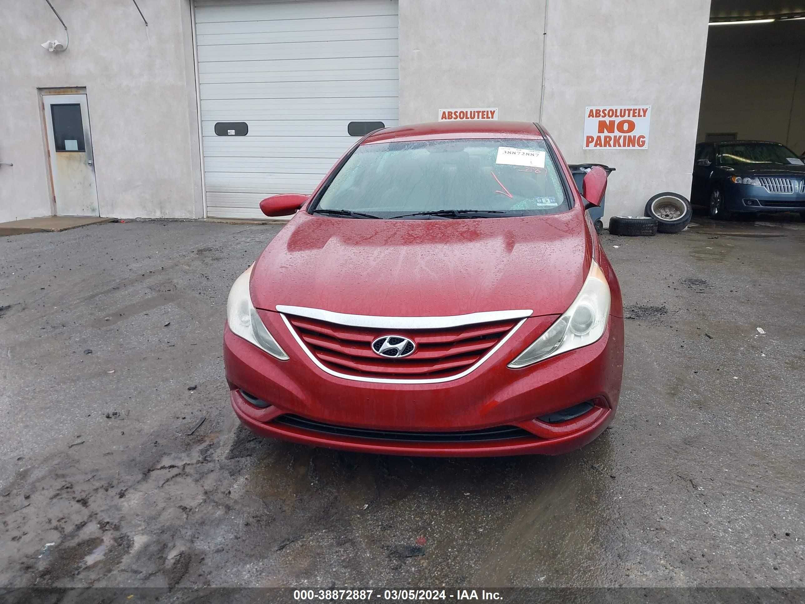 Photo 11 VIN: 5NPEB4AC8BH130629 - HYUNDAI SONATA 