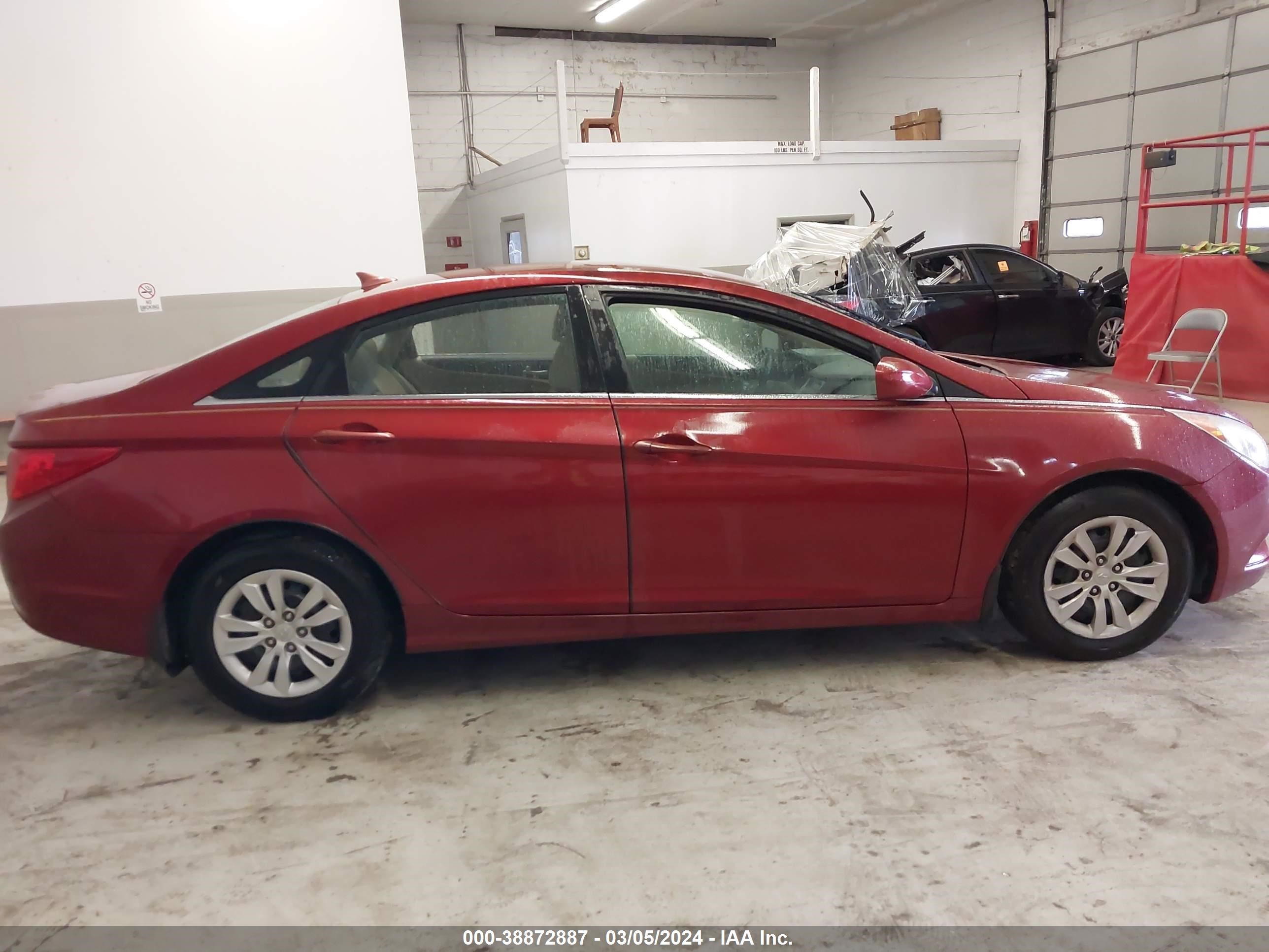 Photo 12 VIN: 5NPEB4AC8BH130629 - HYUNDAI SONATA 