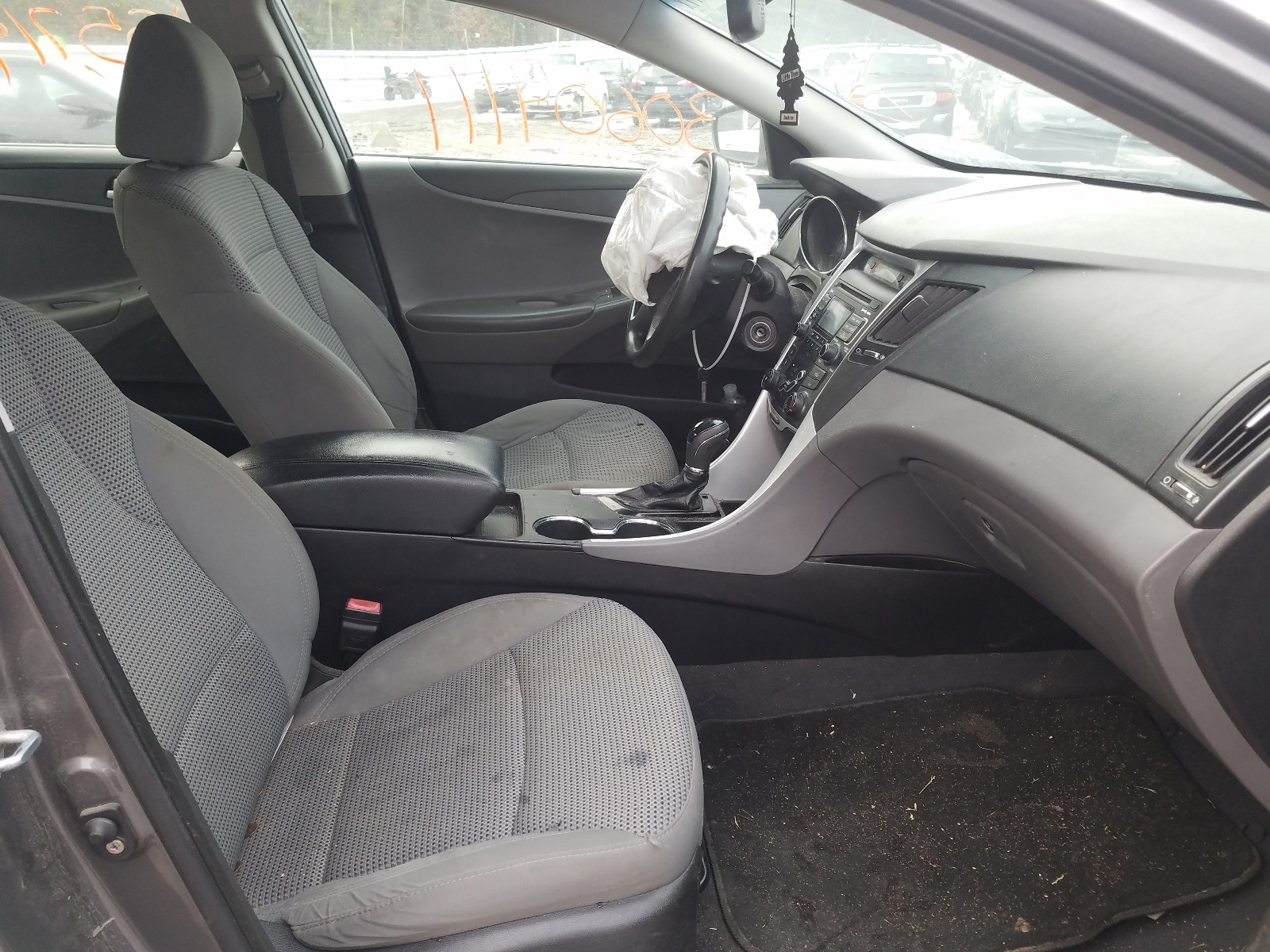 Photo 4 VIN: 5NPEB4AC8BH133708 - HYUNDAI SONATA GLS 