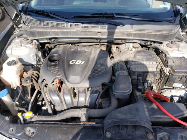 Photo 6 VIN: 5NPEB4AC8BH148743 - HYUNDAI SONATA GLS 