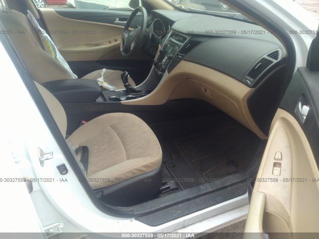 Photo 4 VIN: 5NPEB4AC8BH157152 - HYUNDAI SONATA 