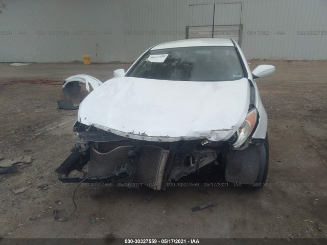 Photo 5 VIN: 5NPEB4AC8BH157152 - HYUNDAI SONATA 