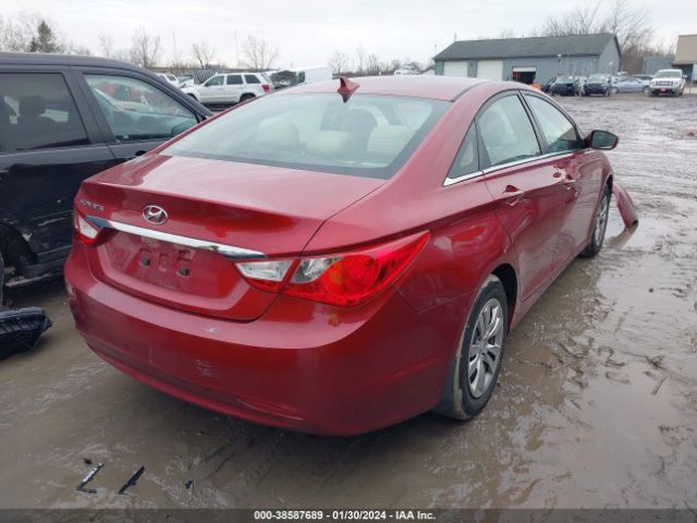 Photo 3 VIN: 5NPEB4AC8BH158172 - HYUNDAI SONATA 