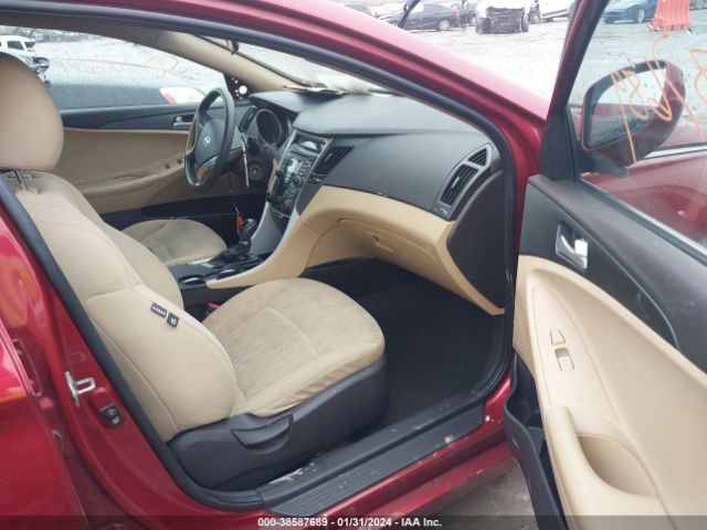 Photo 4 VIN: 5NPEB4AC8BH158172 - HYUNDAI SONATA 