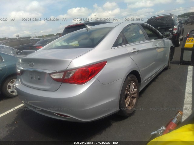 Photo 3 VIN: 5NPEB4AC8BH161119 - HYUNDAI SONATA 