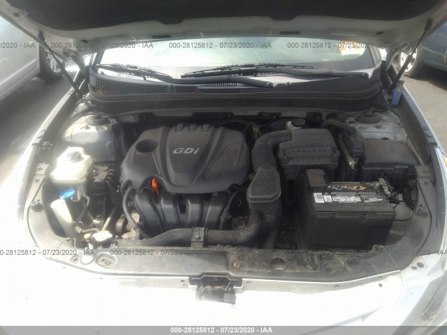 Photo 9 VIN: 5NPEB4AC8BH161119 - HYUNDAI SONATA 