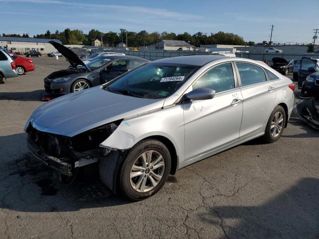 Photo 0 VIN: 5NPEB4AC8BH194010 - HYUNDAI SONATA GLS 