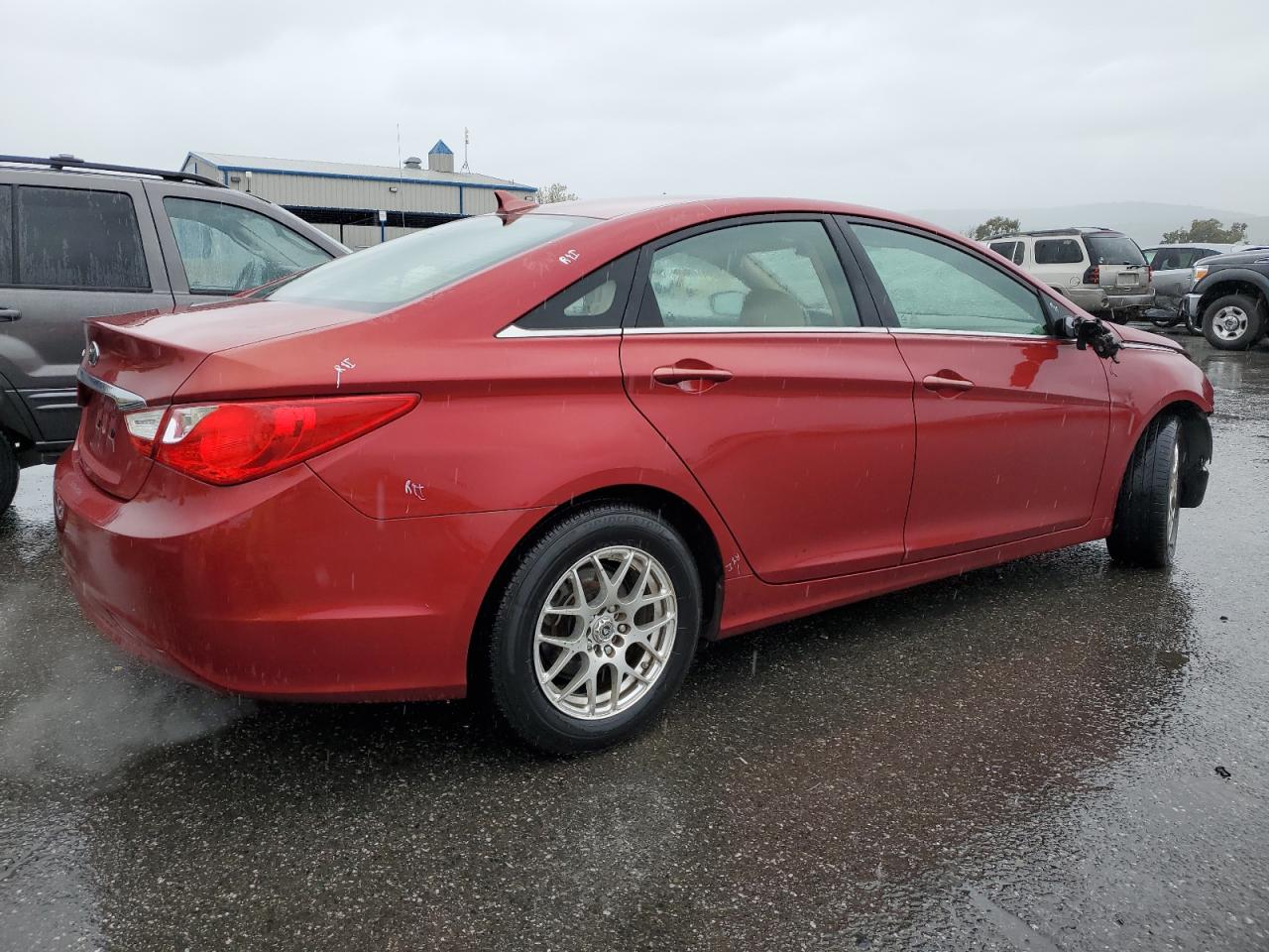 Photo 2 VIN: 5NPEB4AC8BH200839 - HYUNDAI SONATA 