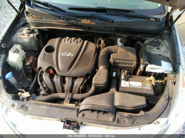 Photo 9 VIN: 5NPEB4AC8BH213980 - HYUNDAI SONATA 