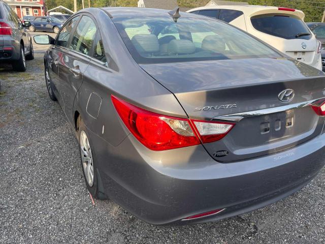 Photo 2 VIN: 5NPEB4AC8BH239706 - HYUNDAI SONATA GLS 