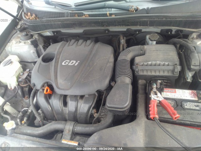 Photo 9 VIN: 5NPEB4AC8BH282586 - HYUNDAI SONATA 